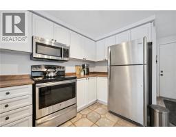 98 OLD MAPLE Lane - 19