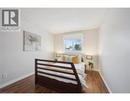 98 OLD MAPLE Lane - 25