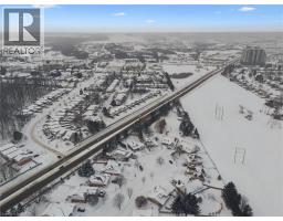 98 OLD MAPLE Lane - 45