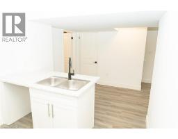 163 JULIE Crescent - 25