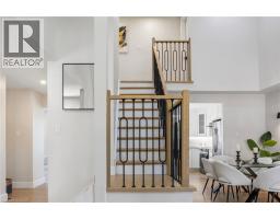 92 SCENIC WOOD Crescent - 23