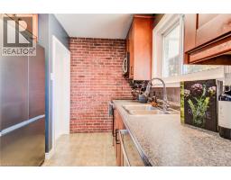 18 DUNCAIRN Avenue - 17