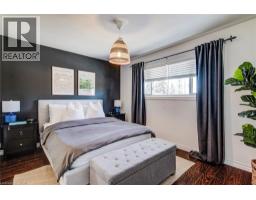 18 DUNCAIRN Avenue - 22