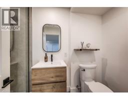 18 DUNCAIRN Avenue - 33