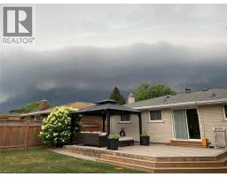 18 DUNCAIRN Avenue - 43