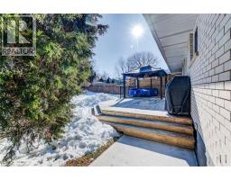 18 DUNCAIRN Avenue - 49