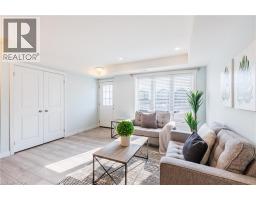 160 ROCHEFORT Street UnitNo. E5 - 5