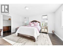 20 LINDA Crescent - 20