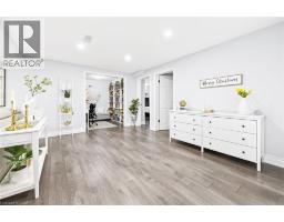 20 LINDA Crescent - 34