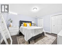 20 LINDA Crescent - 38