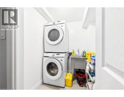 20 LINDA Crescent - 39