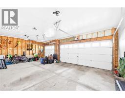 20 LINDA Crescent - 45