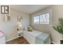 151 HINCKS Street UnitNo. B - 25