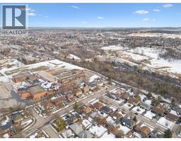 123 HENRY Street - 35