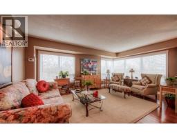 237 KING Street W UnitNo. 808 - 15