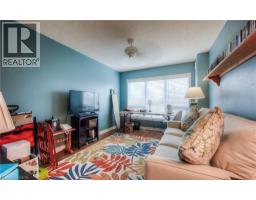 237 KING Street W UnitNo. 808 - 17