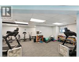 237 KING Street W UnitNo. 808 - 38