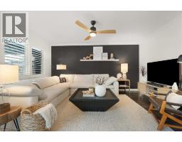 48 MANHATTAN Circle - 10