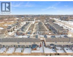 48 MANHATTAN Circle - 48