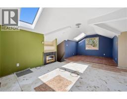 98 WILLIAM Street W - 17