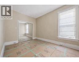 98 WILLIAM Street W - 23