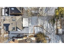 98 WILLIAM Street W - 33