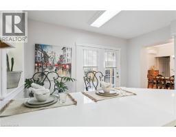 132 QUEEN Street W - 32