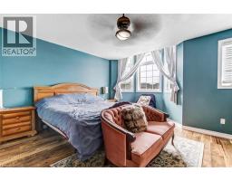 569 ALBERTA Avenue - 13