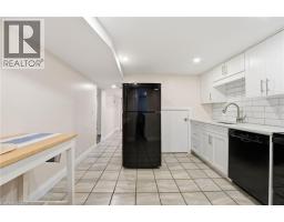 31 OAKWOOD Avenue - 32