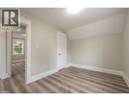 175 REGINA Street N - 18