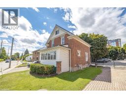 175 REGINA Street N - 3