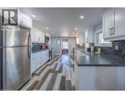 100 QUEEN Street E - 10