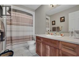 214 SNYDERS Road E UnitNo. 4 - 32