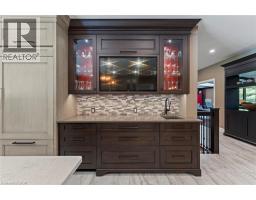 25 SUNSET Drive - 25