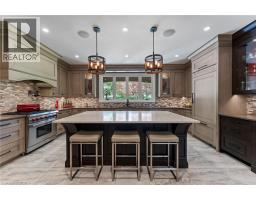 25 SUNSET Drive - 26