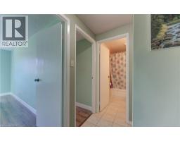 4 AVALON Place UnitNo. 106 - 21