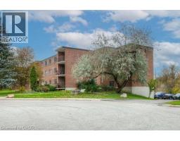 4 AVALON Place UnitNo. 106 - 4