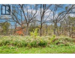 4 AVALON Place UnitNo. 106 - 7