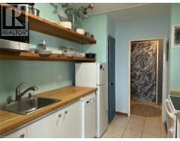 45 WESTMOUNT Road N UnitNo. 703 - 22