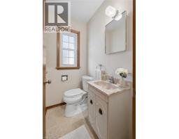 21 MEADOWLARK Road - 10