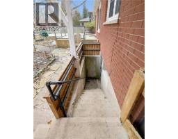 21 MEADOWLARK Road - 44