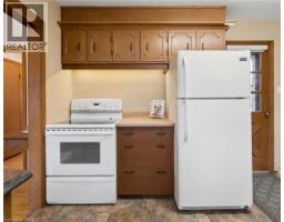 21 MEADOWLARK Road - 7