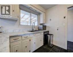 1099 SOVEREIGN Road - 10