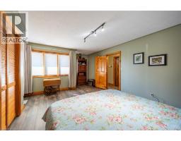 599 COCKSHUTT Road - 35