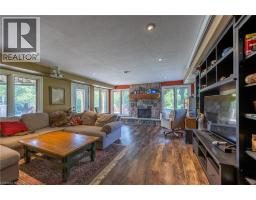 599 COCKSHUTT Road - 41