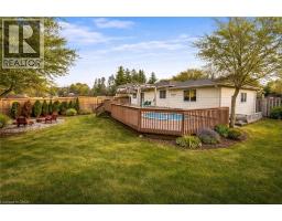 72 ST JEROME Crescent - 40