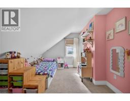 23 ERIE Avenue N - 32