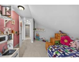 23 ERIE Avenue N - 33