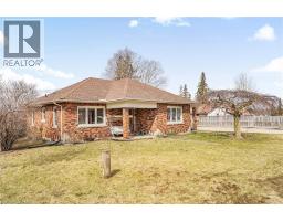 440 CHURCHILL Avenue - 6