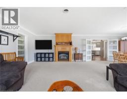 440 CHURCHILL Avenue - 8